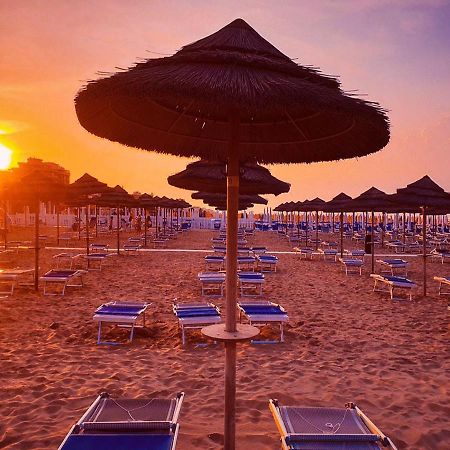 Hotel Caesar มิซาโน อาดรีอาติโก ภายนอก รูปภาพ