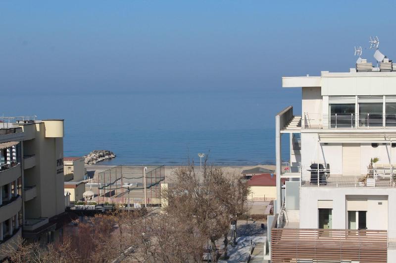 Hotel Caesar มิซาโน อาดรีอาติโก ภายนอก รูปภาพ