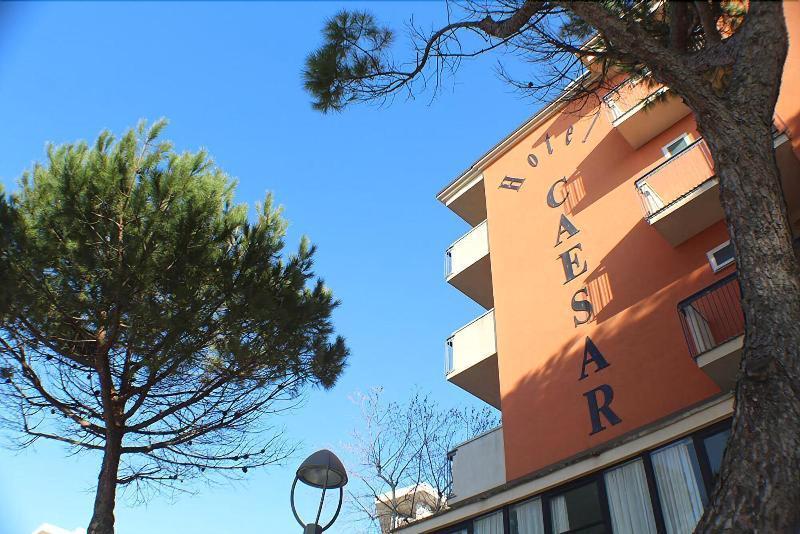 Hotel Caesar มิซาโน อาดรีอาติโก ภายนอก รูปภาพ