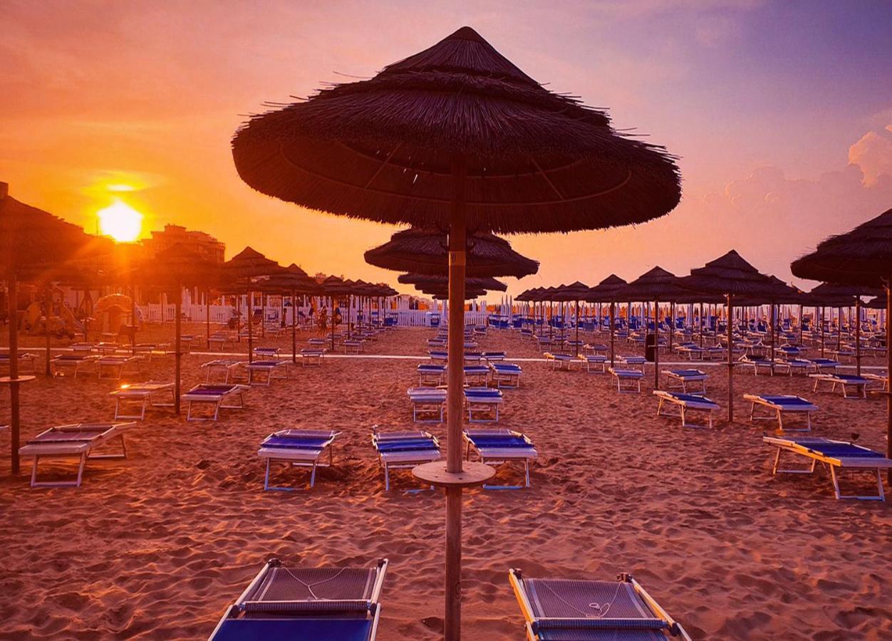 Hotel Caesar มิซาโน อาดรีอาติโก ภายนอก รูปภาพ