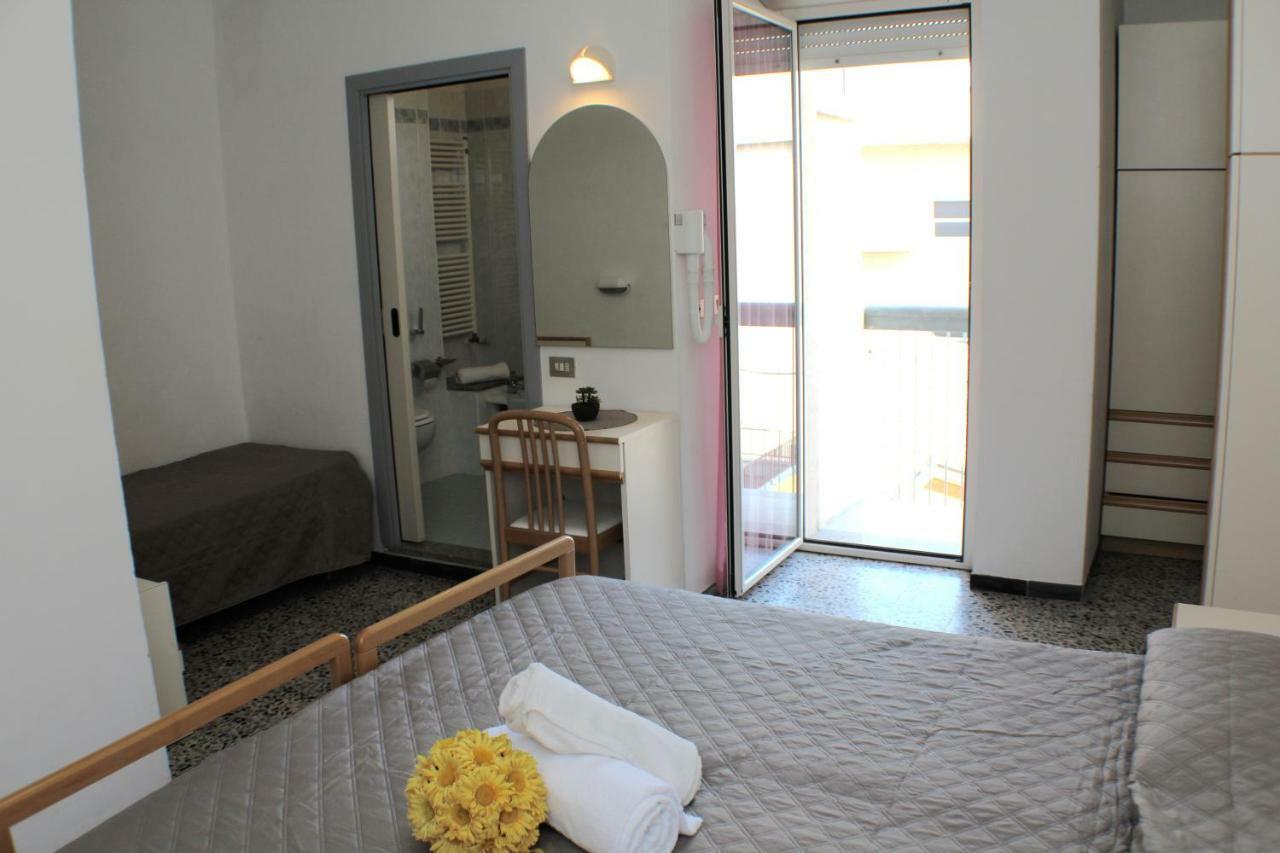 Hotel Caesar มิซาโน อาดรีอาติโก ภายนอก รูปภาพ