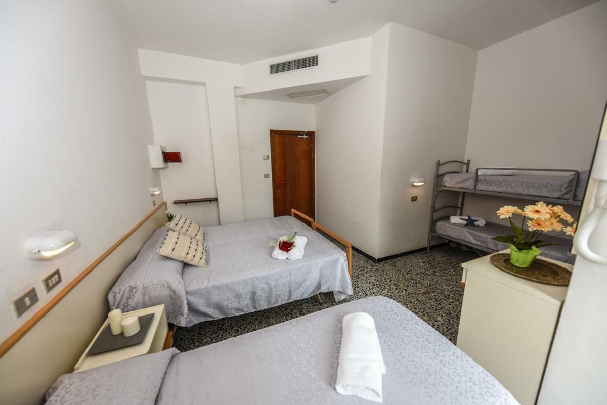 Hotel Caesar มิซาโน อาดรีอาติโก ภายนอก รูปภาพ