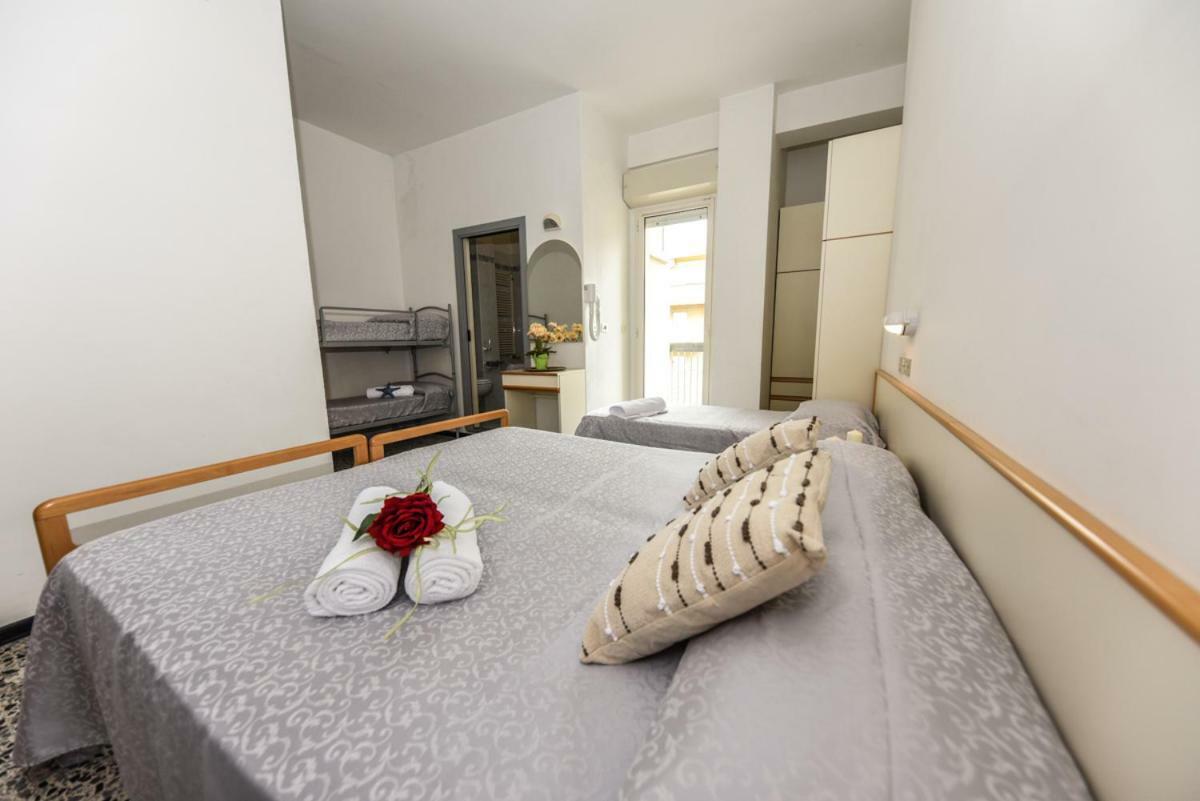 Hotel Caesar มิซาโน อาดรีอาติโก ภายนอก รูปภาพ
